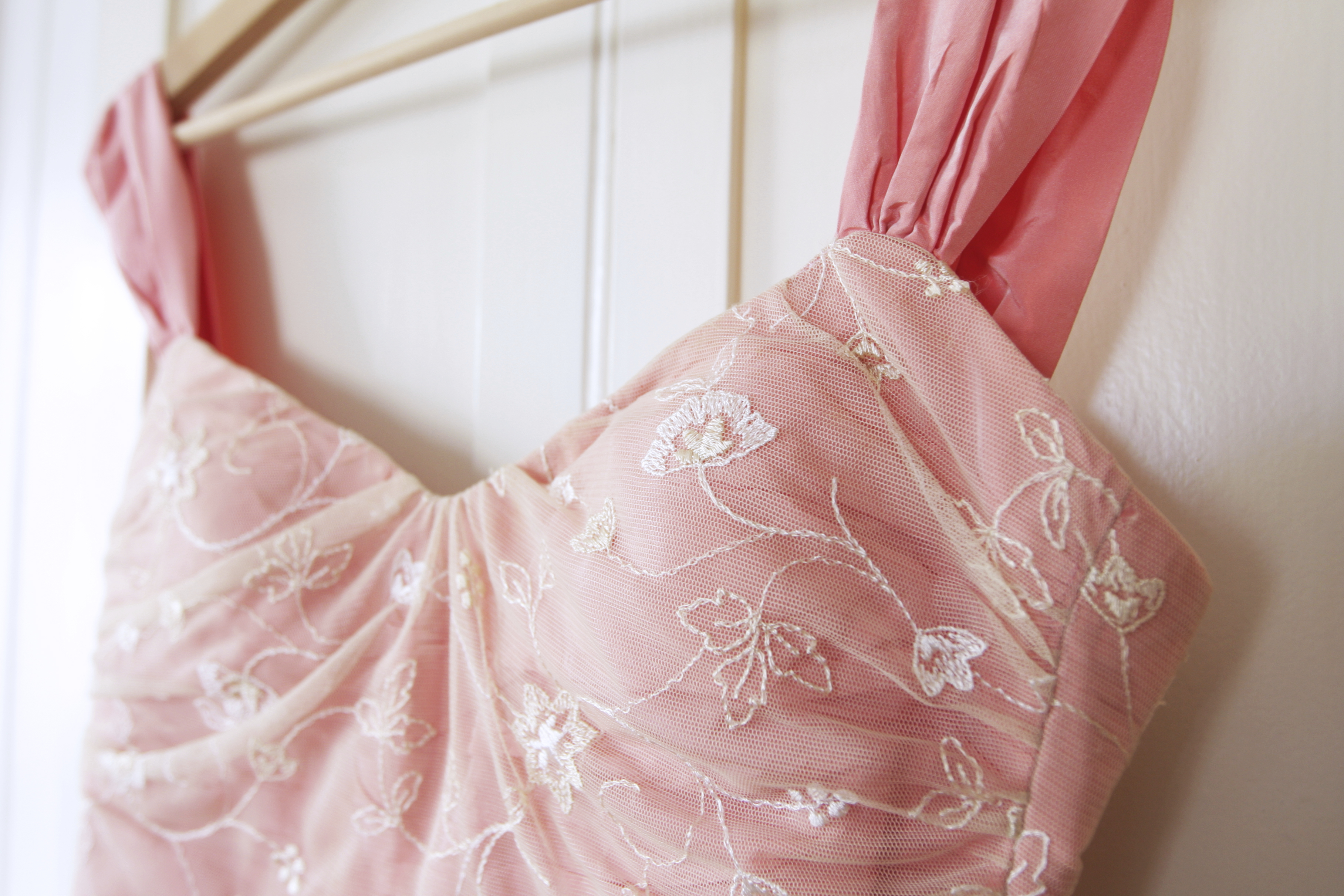 Donate Your Pre-Loved Dress to The Prom Shop