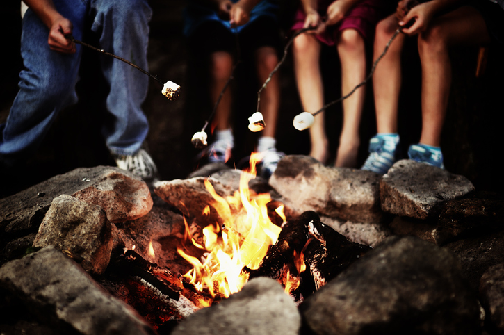 10 Priceless Benefits of Family Camping